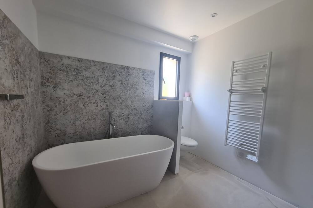 Photo of Bathroom in Puget