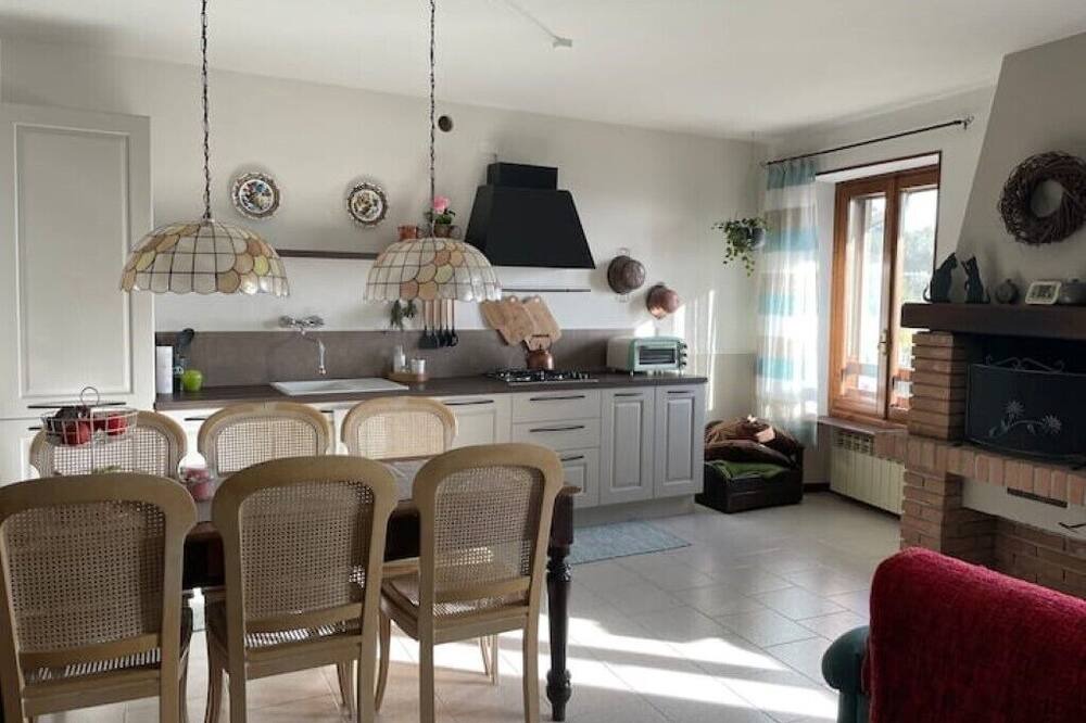 Photo of Kitchen in Saint-Martin-de-Valamas