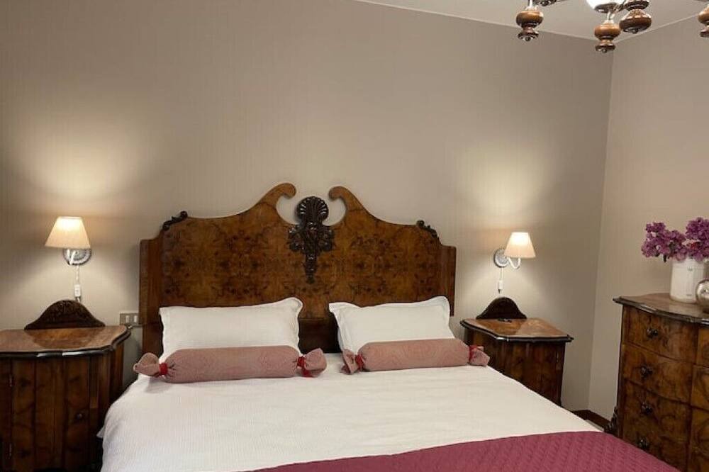 Photo of Bedroom in Saint-Martin-de-Valamas