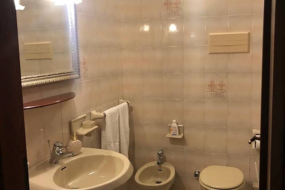 Photo of Bathroom in Saint-Martin-de-Valamas