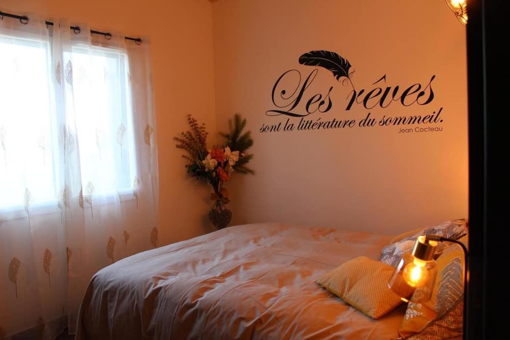 Photo of Bedroom in Pierrefontaine-les-Varans