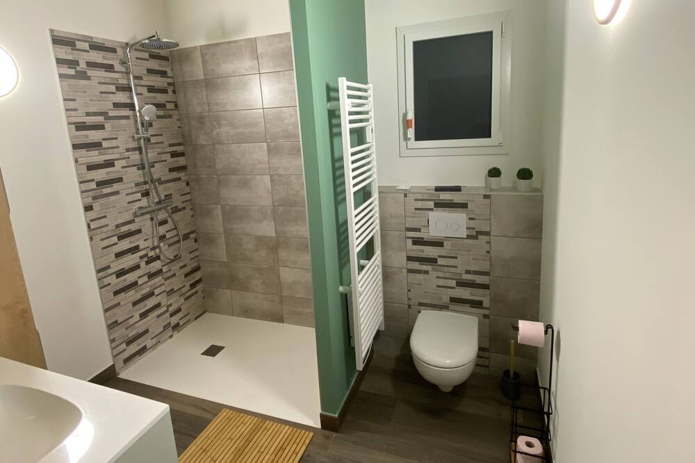 Photo of Bathroom in Pierrefontaine-les-Varans
