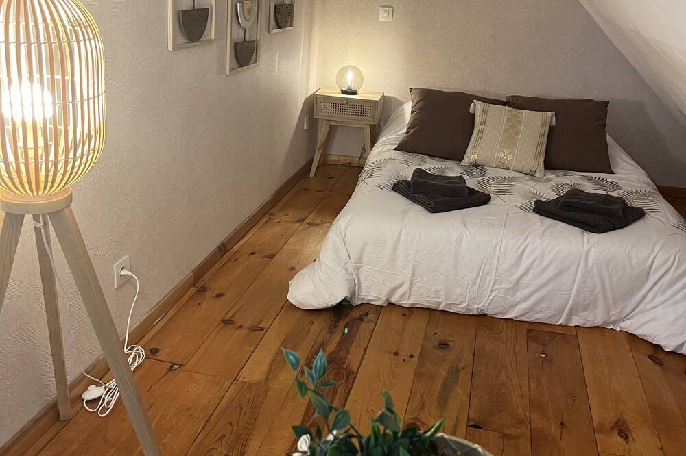 Photo of Bedroom in Chalon-sur-Saone