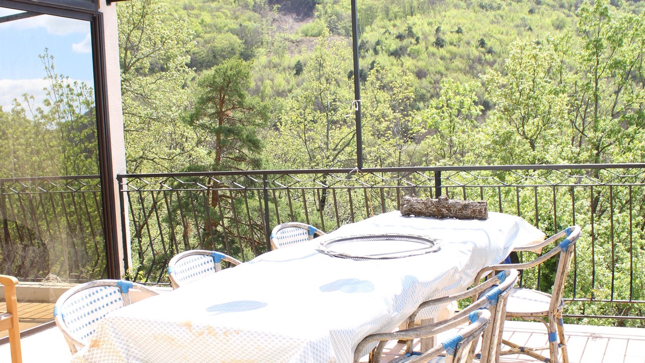 Photo of Outdoor in Eyzahut