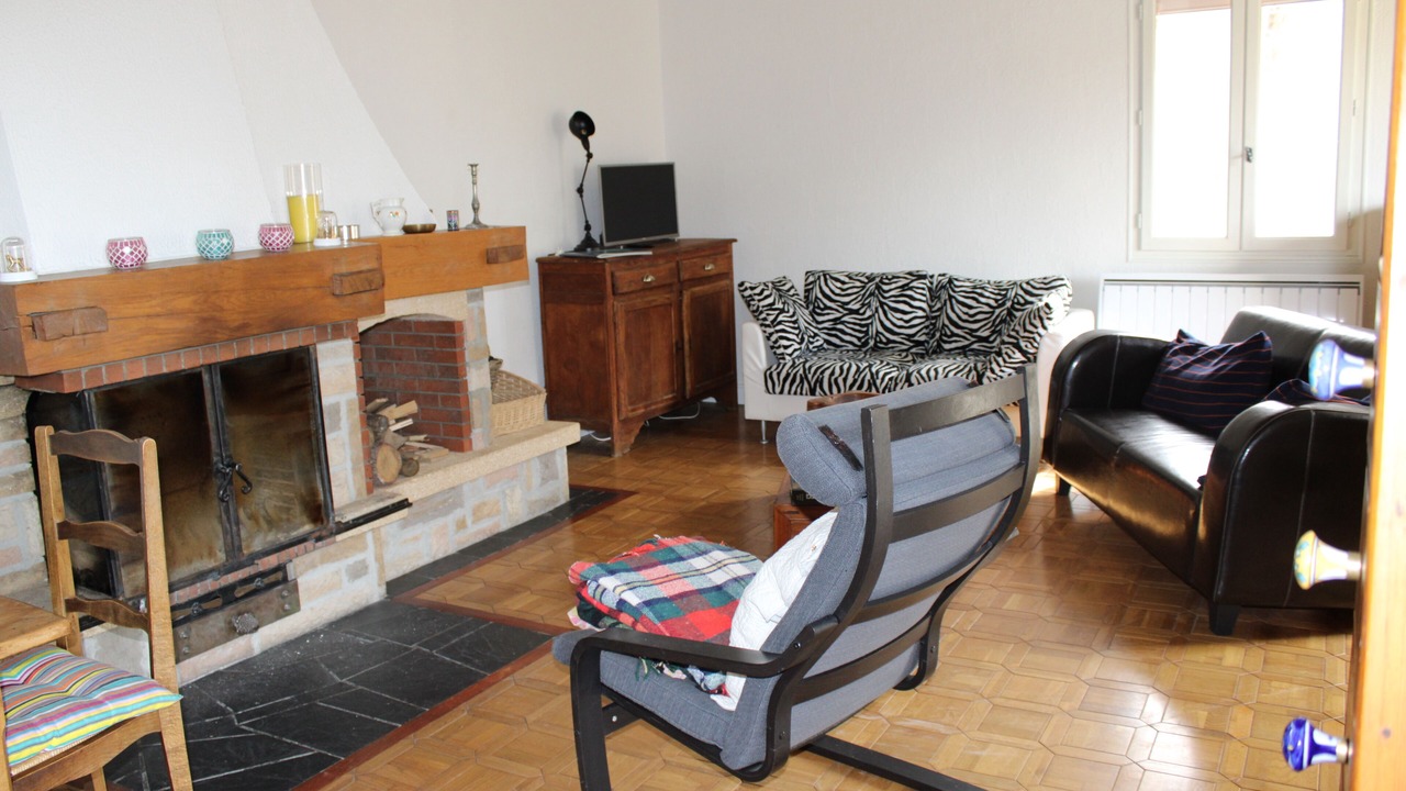Photo of Livingroom in Eyzahut