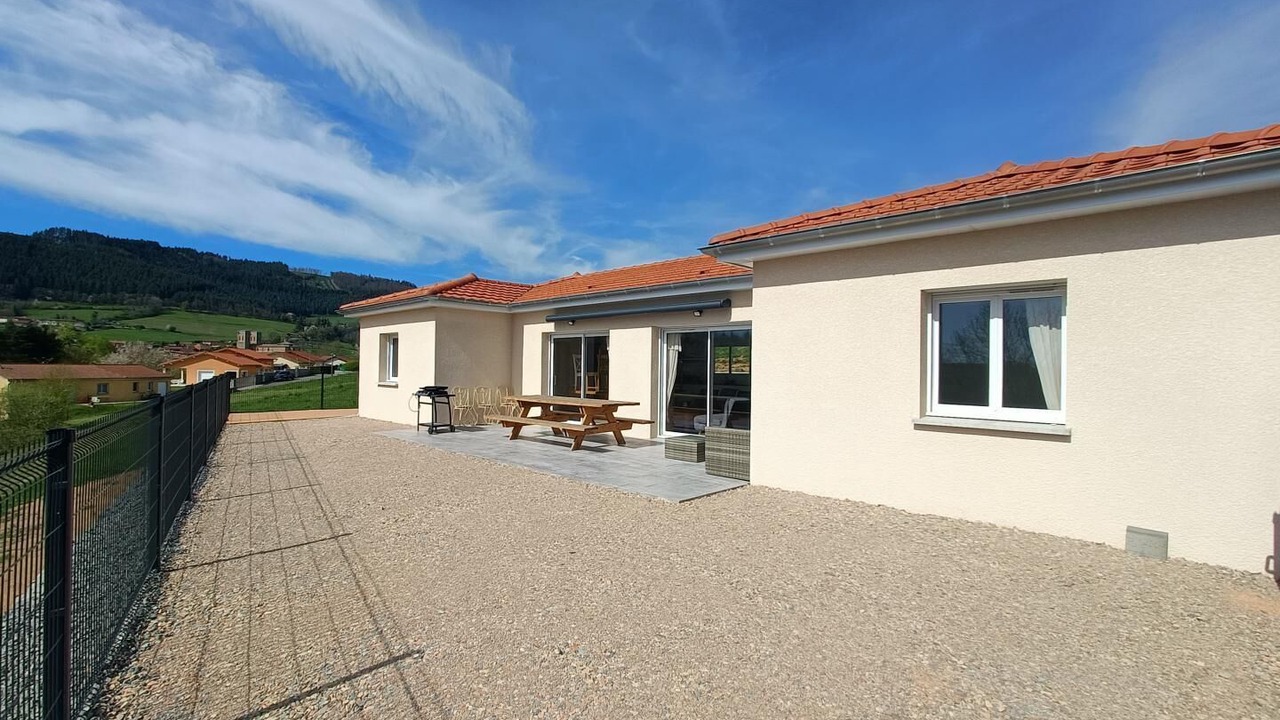 Photo of Outdoor in Cublize