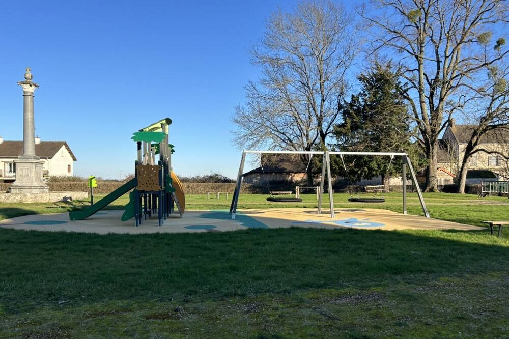 Photo of Outdoor in Saint-Ambreuil