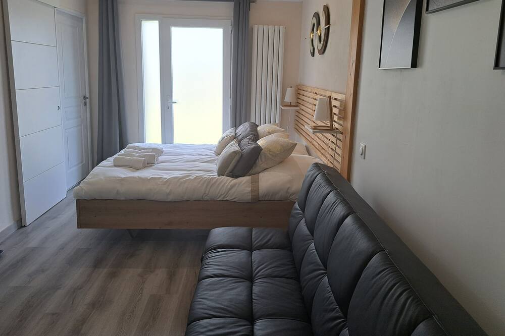 Photo of Bedroom in Pouilly-les-Nonains