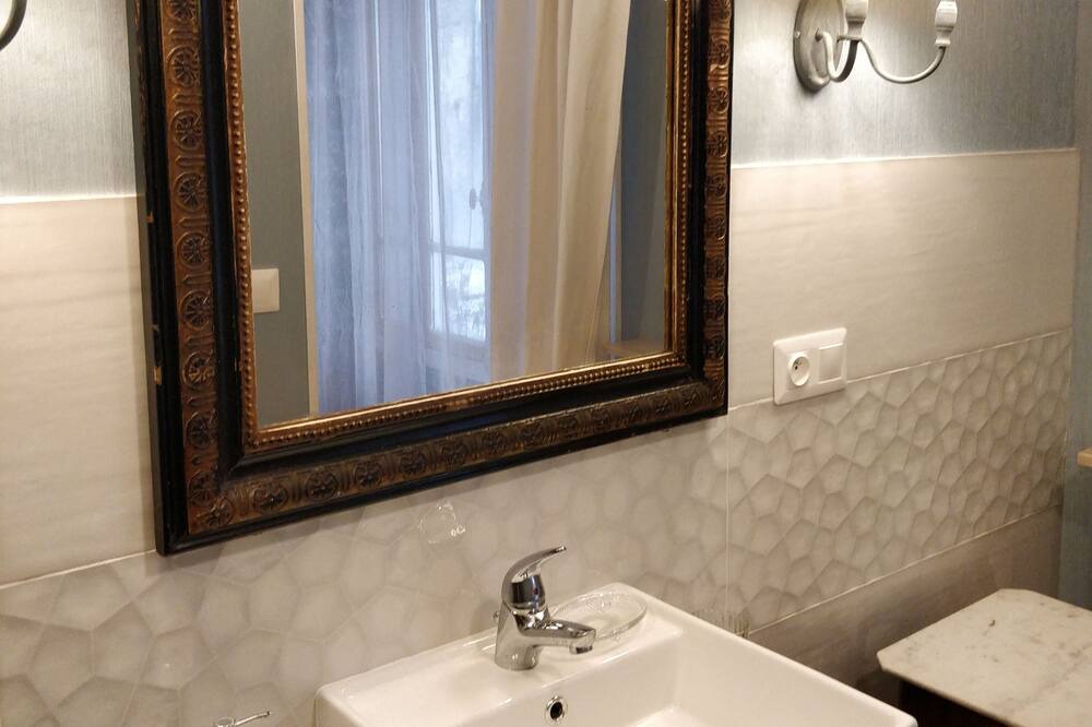 Photo of Bathroom in Purgerot