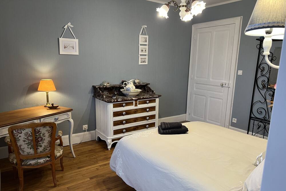 Photo of Bedroom in Purgerot