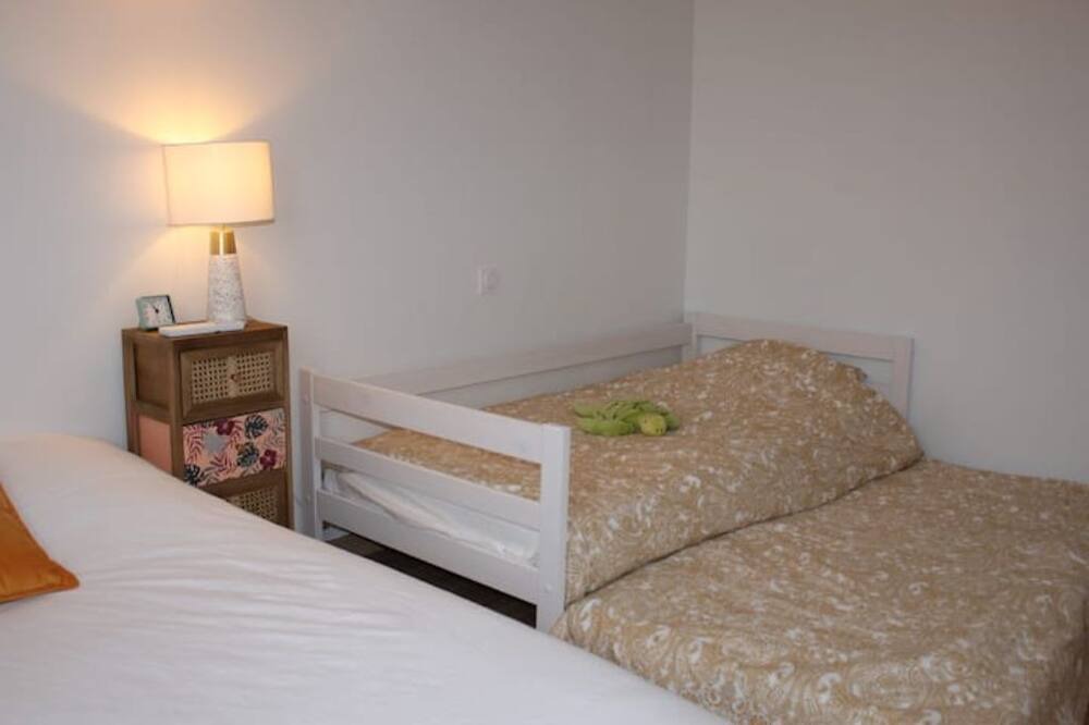 Photo of Bedroom in Saint-Barthelemy-le-Plain