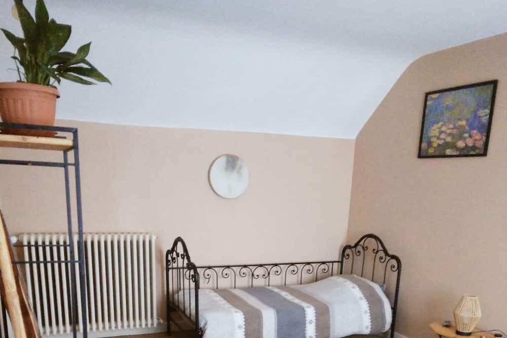 Photo of Bedroom in Port-sur-Saone