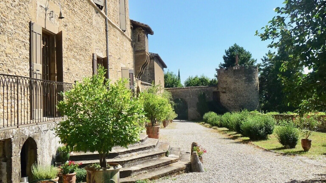 Photo of Outdoor in Valence