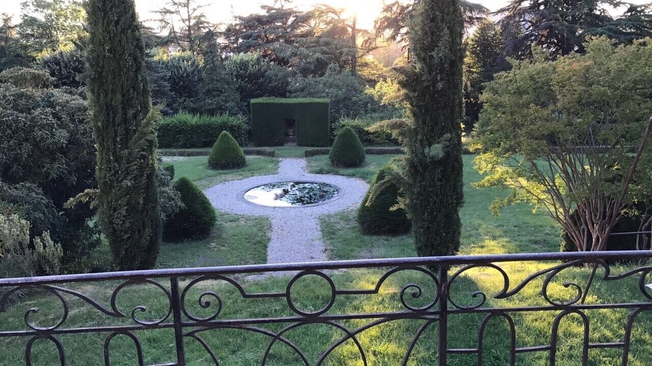 Photo of Outdoor in Valence