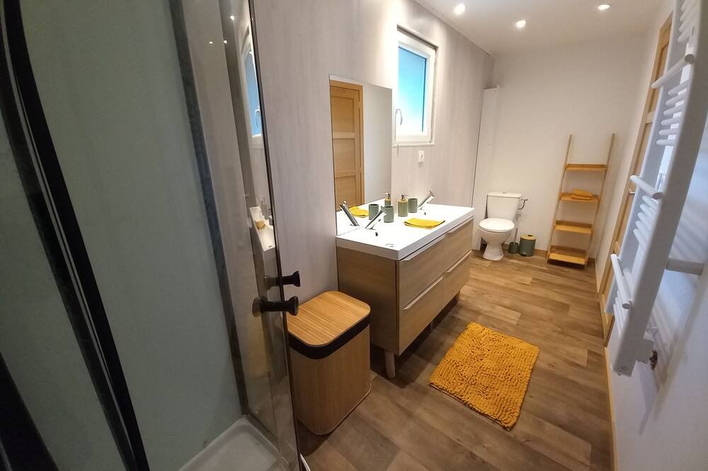 Photo of Bathroom in Aigueblanche