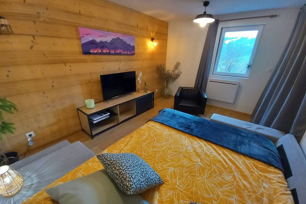 Photo of Bedroom in Aigueblanche