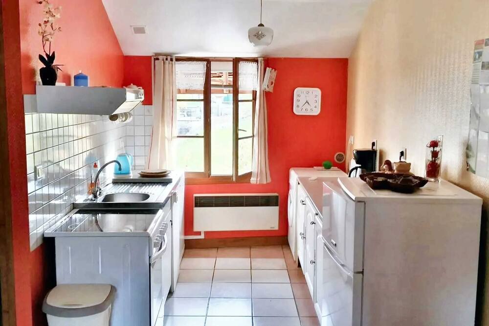 Photo of Kitchen in Mesnay