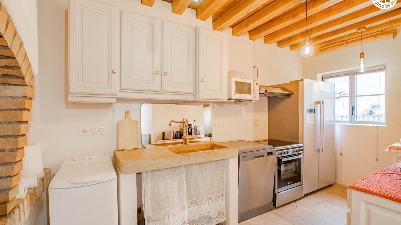 Photo of Kitchen in Saunieres