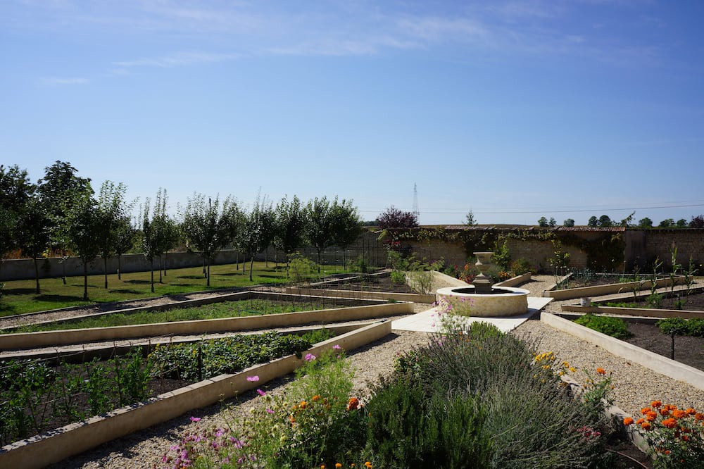 Photo of Outdoor in Charentonnay