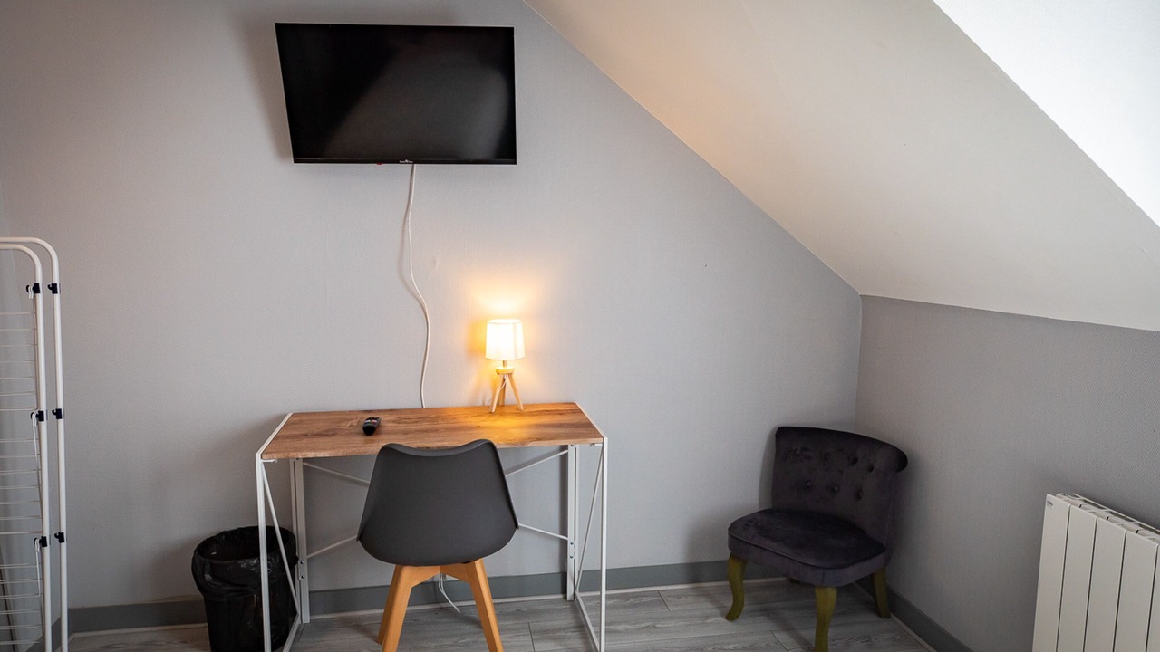 Photo of Bedroom in Villeneuve-le-Roi