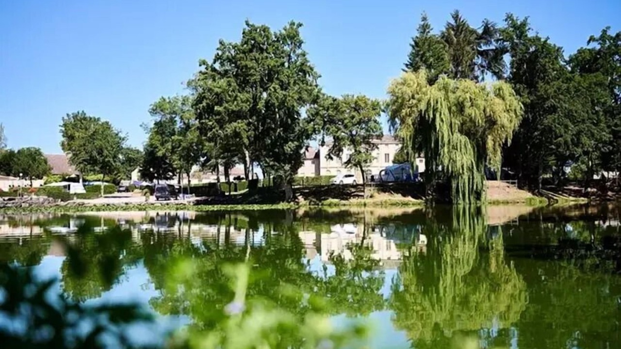 Photo of Others in Gigny-sur-Saone