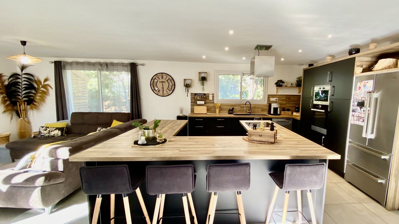 Photo of Kitchen in Saint-Sernin
