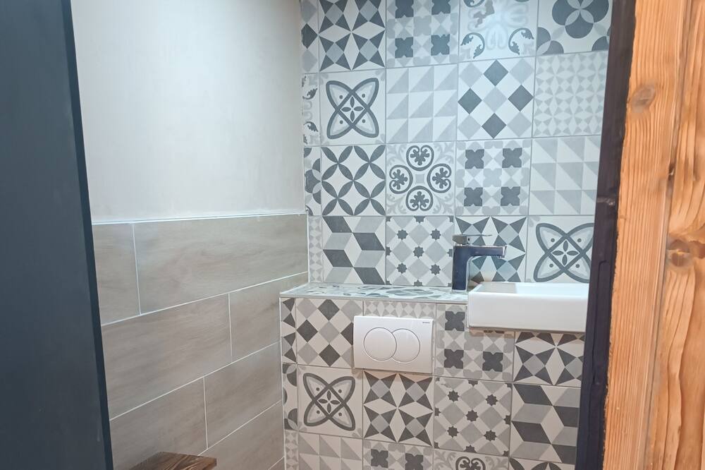 Photo of Bathroom in Septmoncel les Molunes