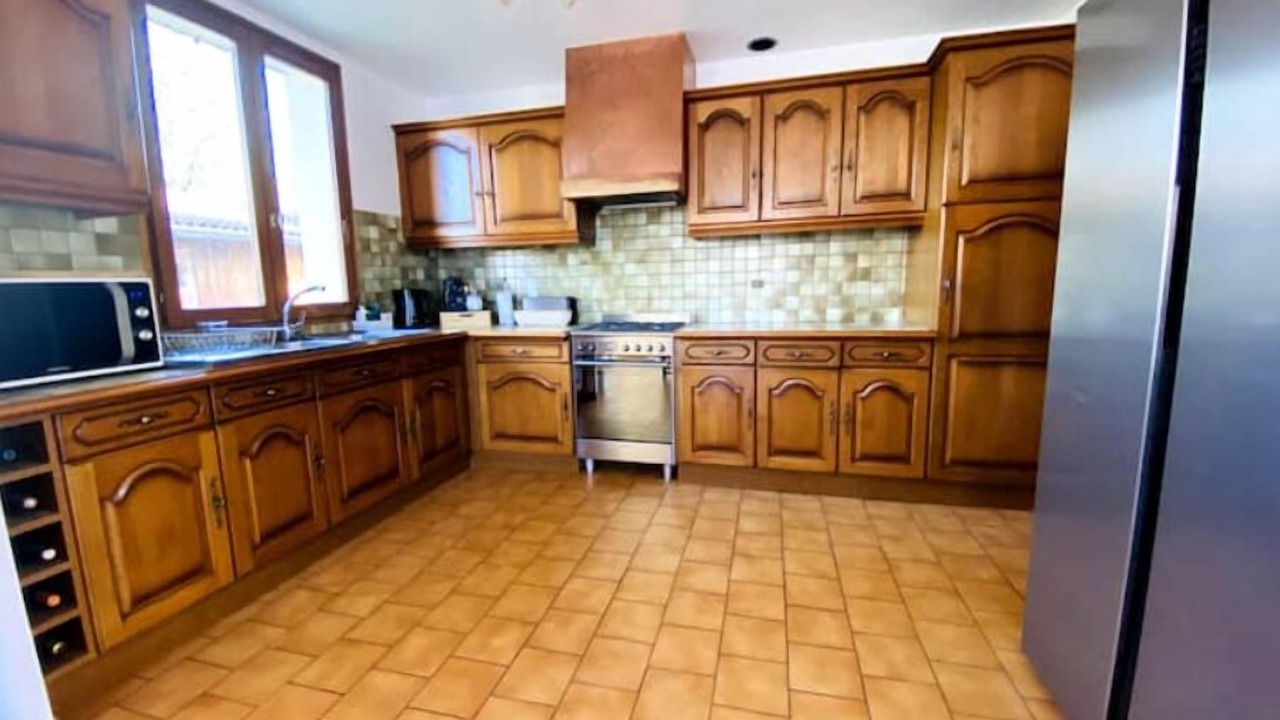 Photo of Kitchen in Arthaz-Pont-Notre-Dame
