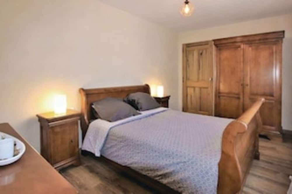 Photo of Bedroom in Mormoiron