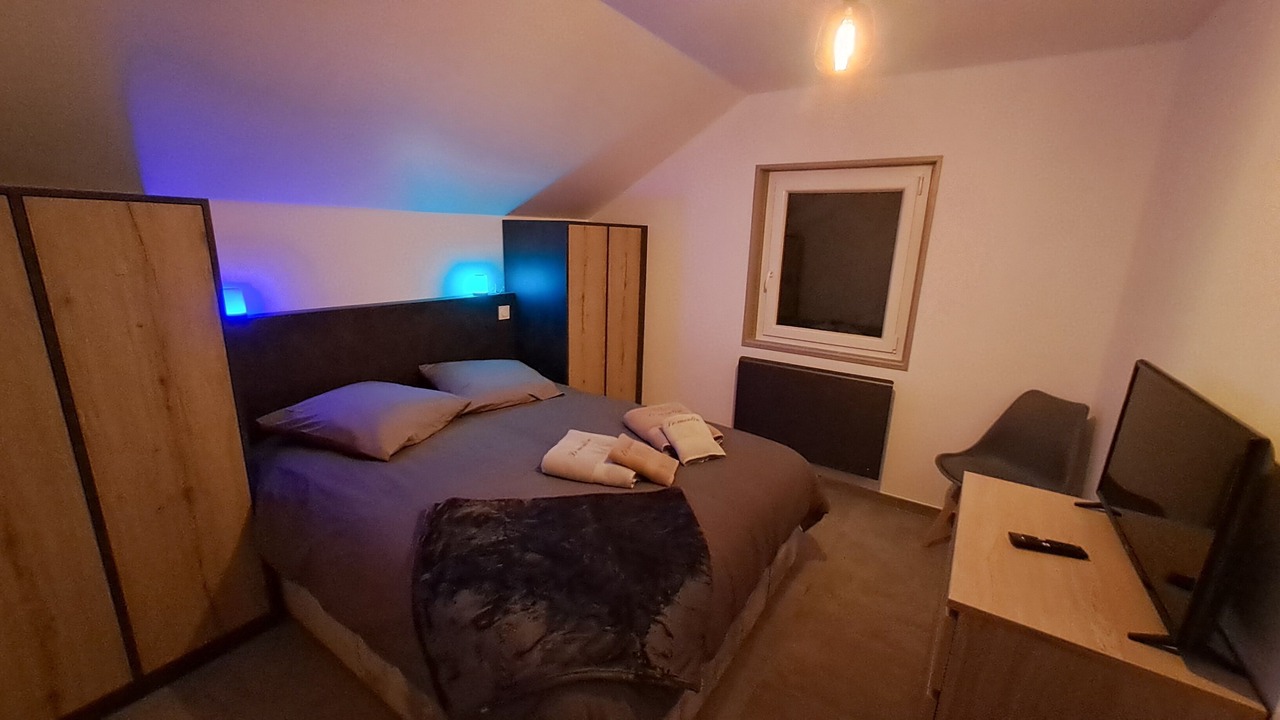 Photo of Bedroom in La Beaume