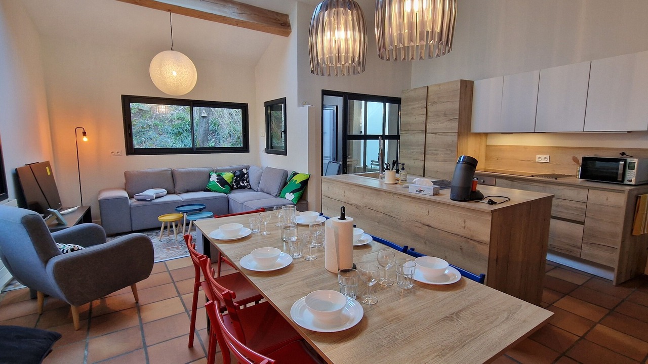 Photo of Kitchen in Chateauneuf-du-Rhone