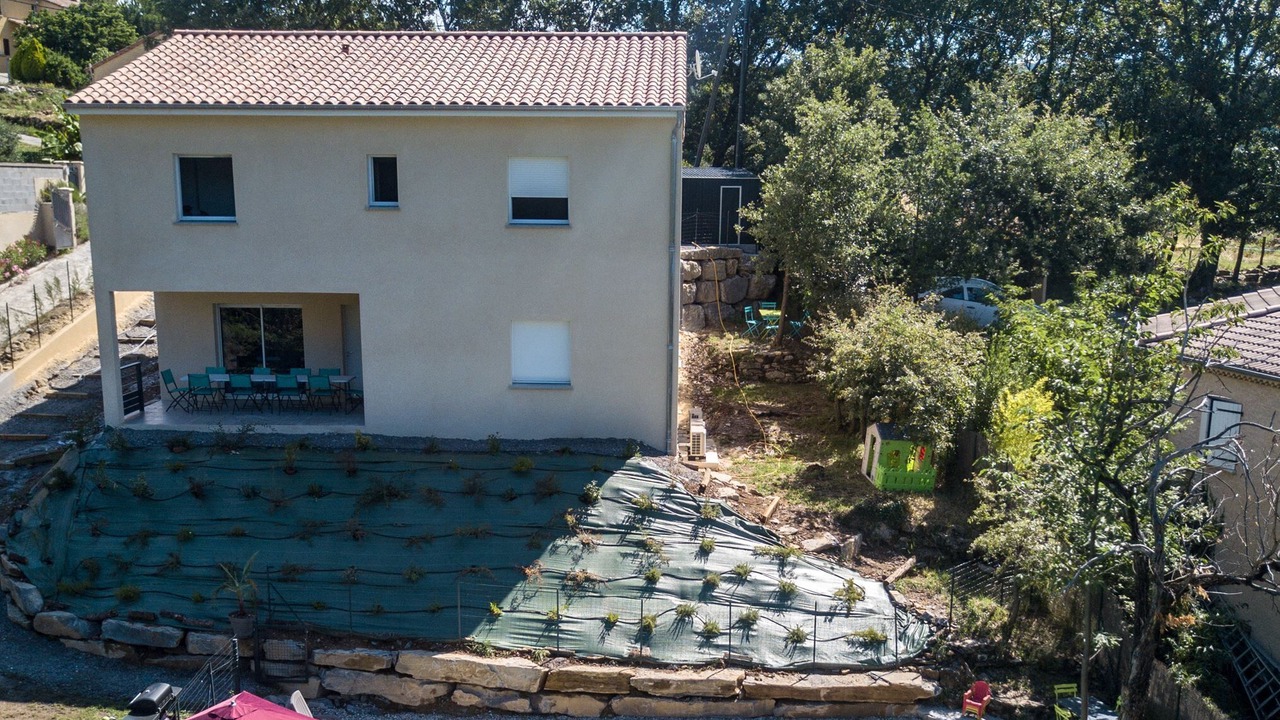 Photo of Outdoor in Vesseaux