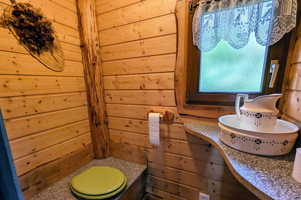 Photo of Bathroom in Ferdrupt