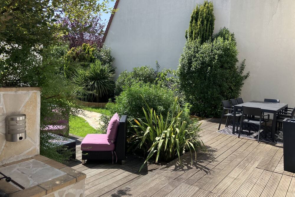 Photo of Outdoor in Palaiseau
