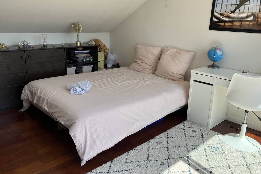 Photo of Bedroom in Palaiseau