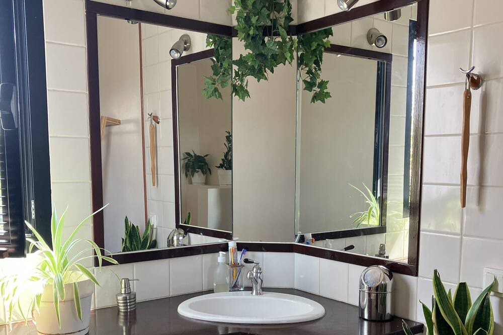 Photo of Bathroom in Palaiseau