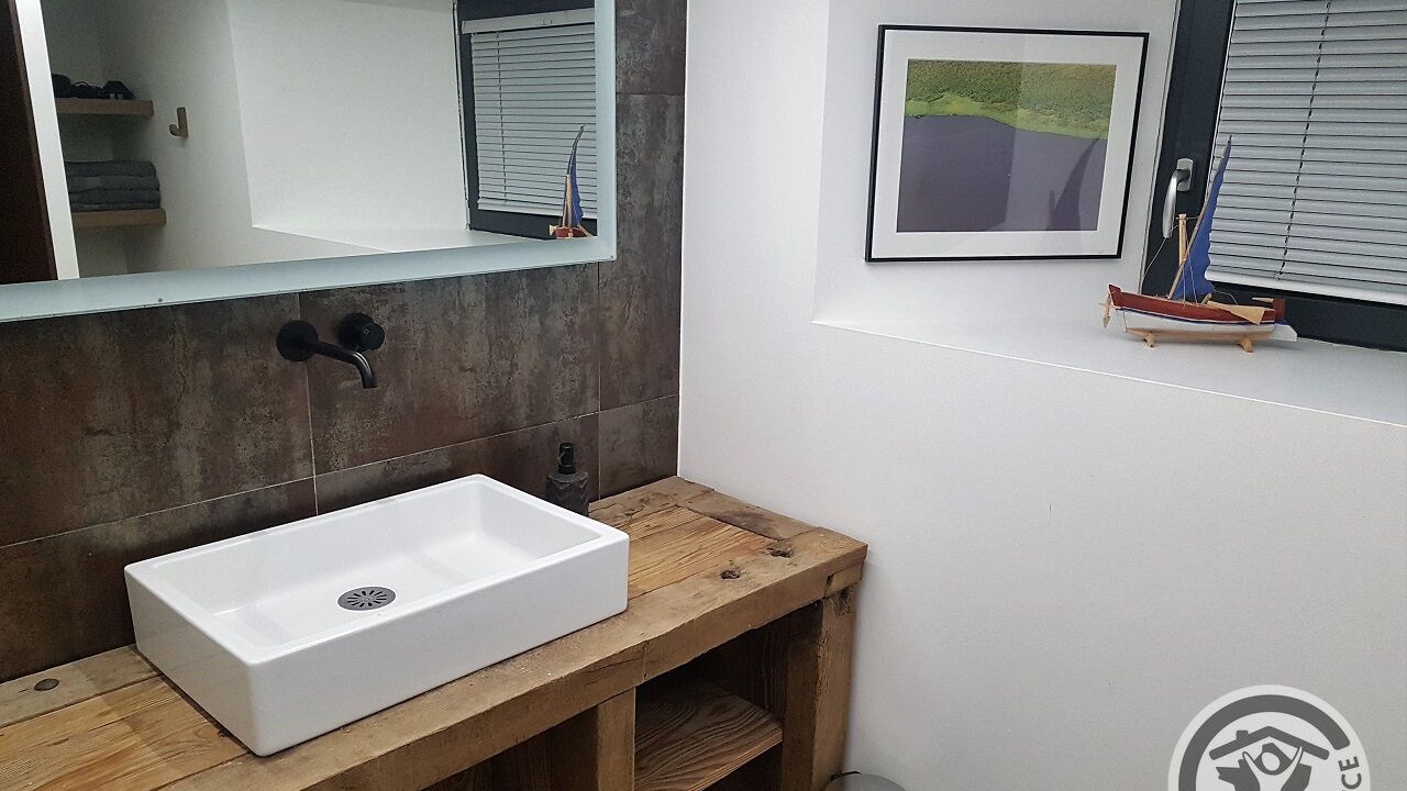 Photo of Bathroom in Amplepuis