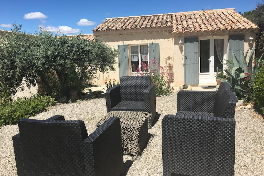 Photo of Patio Balcony in Saint-Pierre-de-Vassols