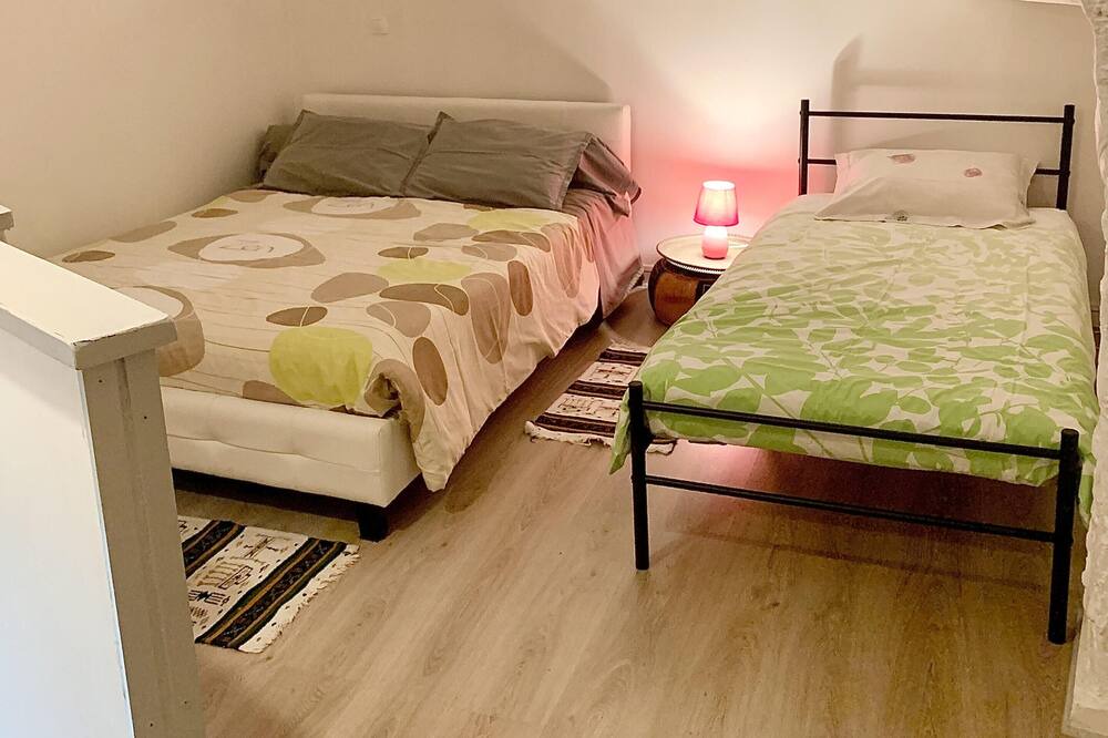 Photo of Bedroom in Longjumeau