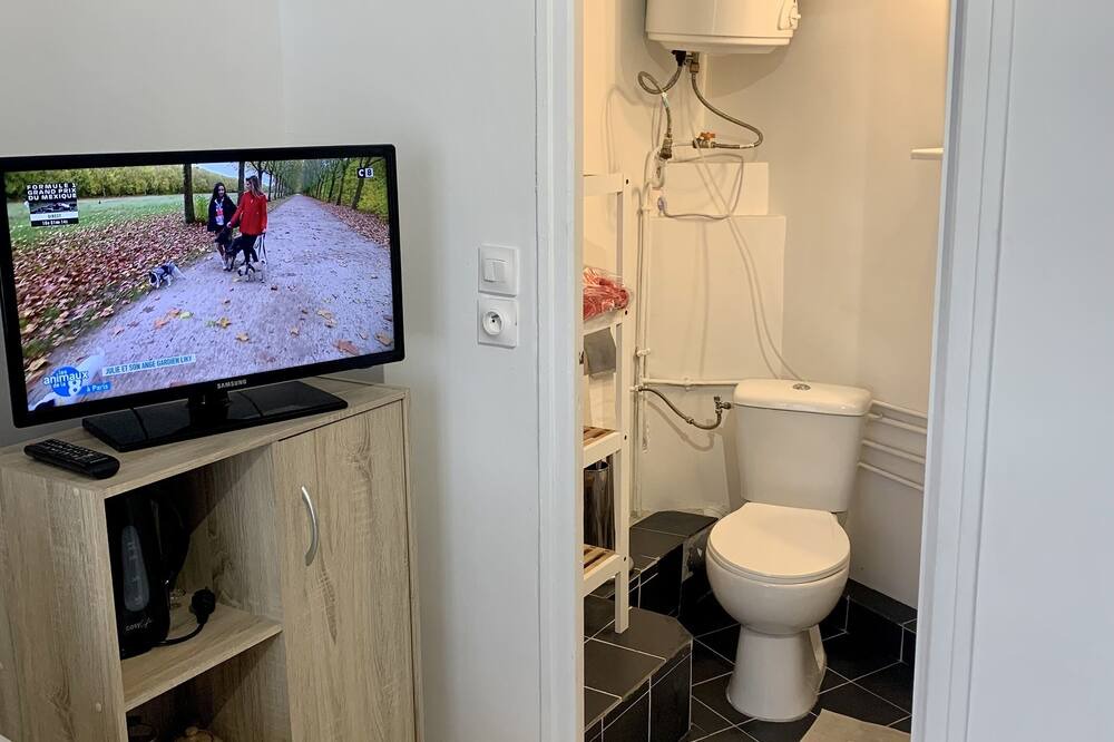 Photo of Bathroom in Longjumeau