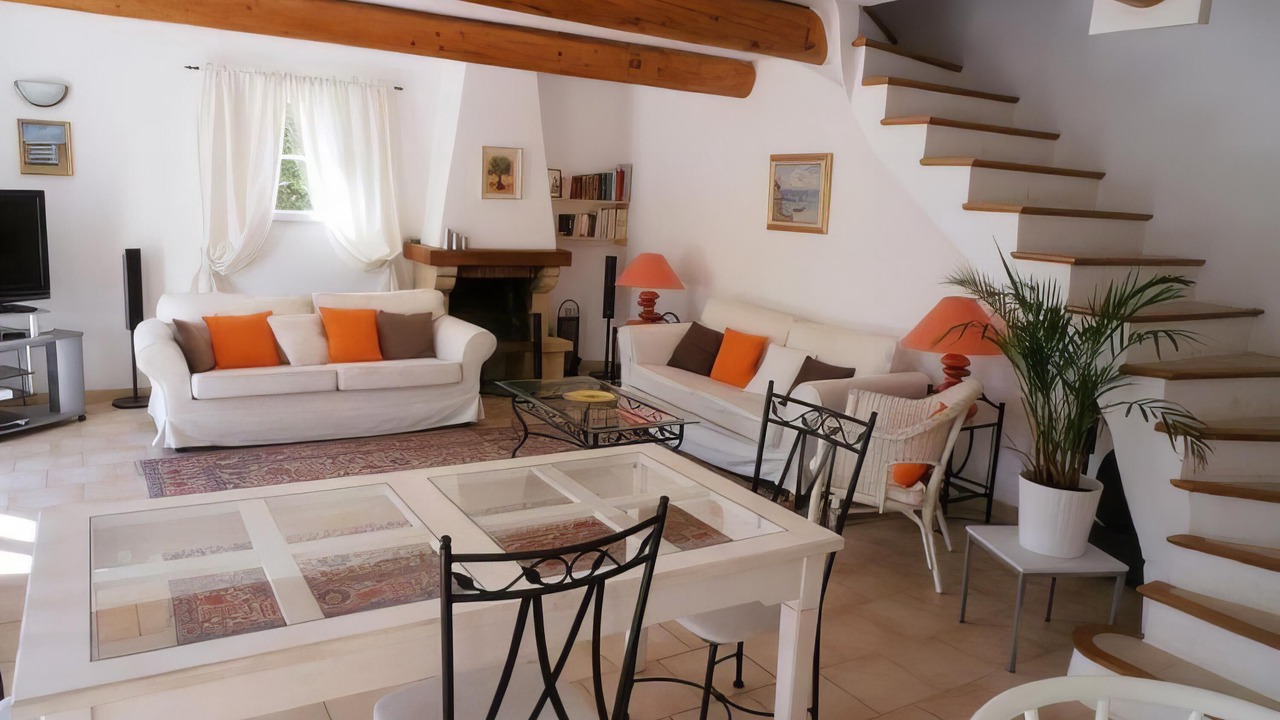 Photo of Livingroom in Saint-Maurice-sur-Eygues