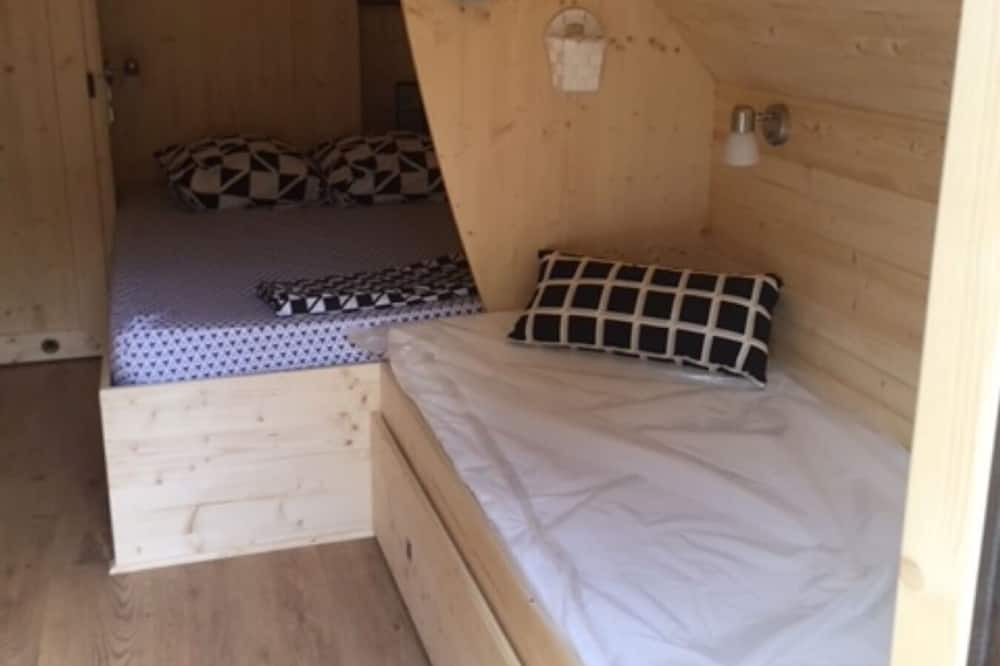 Photo of Bedroom in Luthenay-Uxeloup