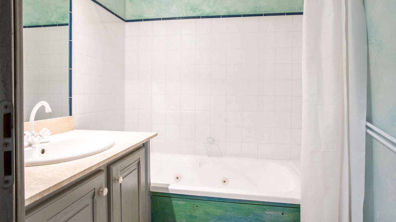 Photo of Bathroom in Montbrun-les-Bains