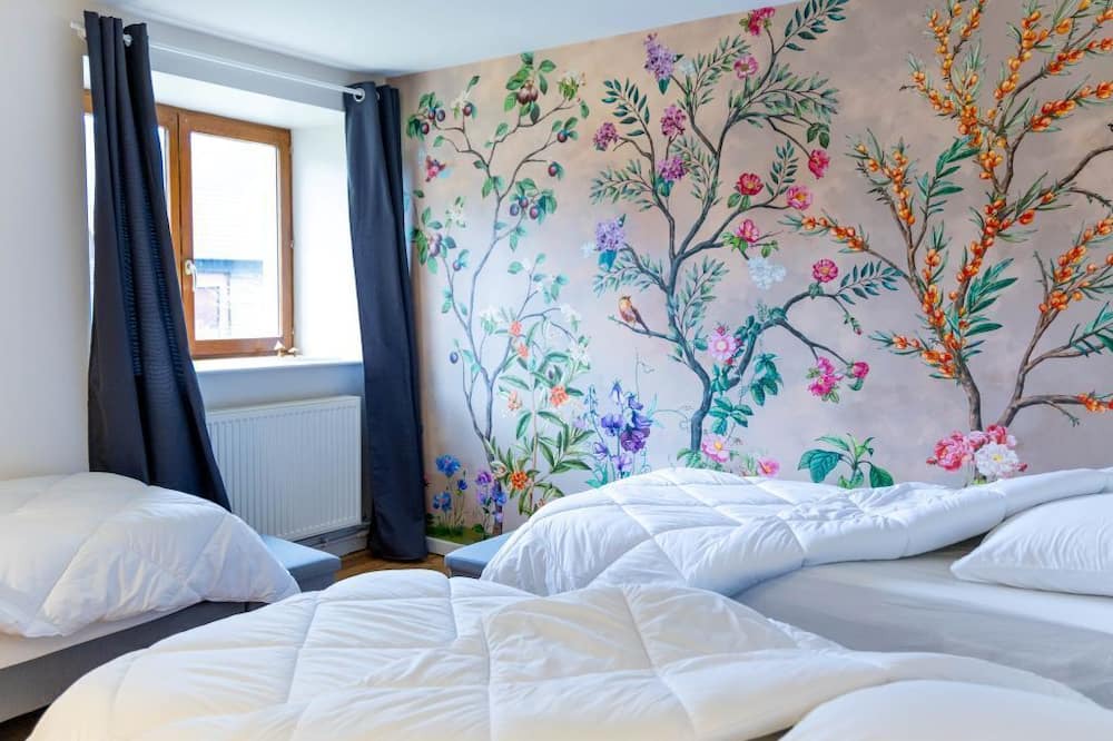 Photo of Bedroom in Baignes