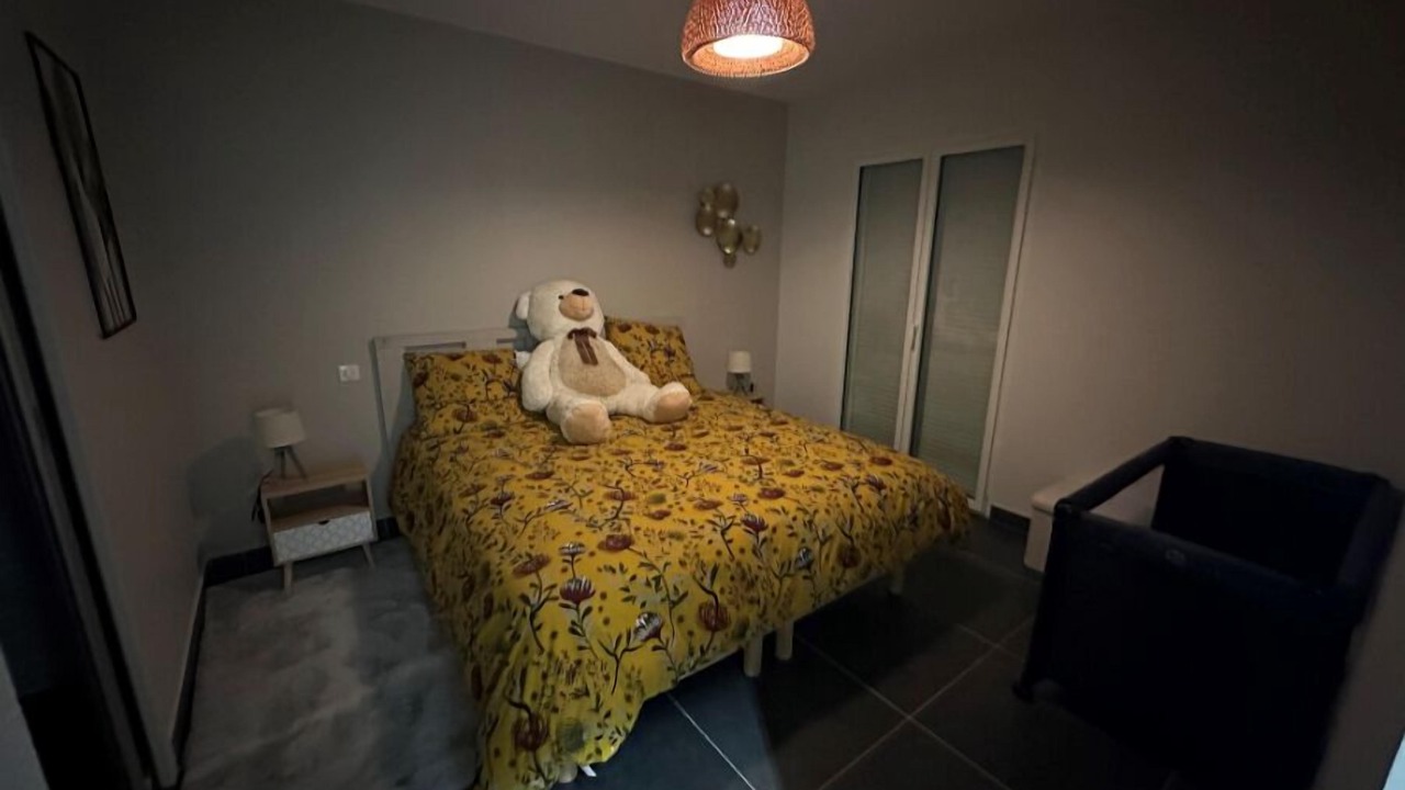 Photo of Bedroom in Preaux