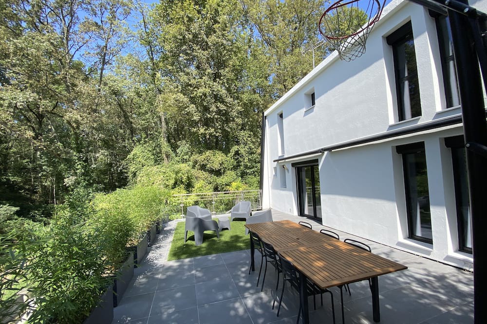 Photo of Outdoor in Palaiseau