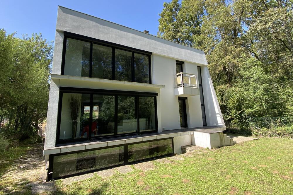 Photo of Outdoor in Palaiseau