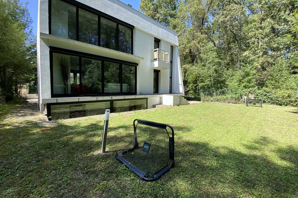 Photo of Outdoor in Palaiseau