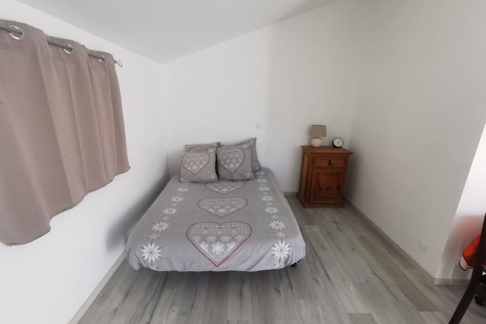 Photo of Bedroom in Saint-Alban-du-Rhone