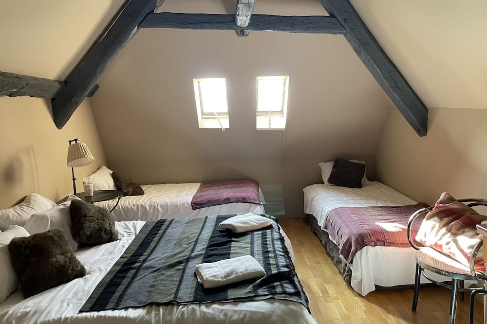 Photo of Bedroom in Saint-Urcize